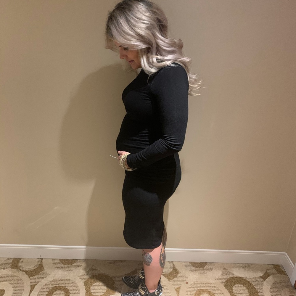 Pea in pod maternity dress